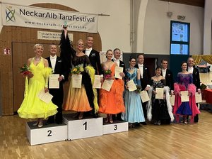 Siegerehrung der Mas III mit Kuchenbeckers und Brandstetters auf dem Treppchen