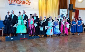 Siegerehrung der Senioren III S am 02. August , Brandstetters auf Platz 2