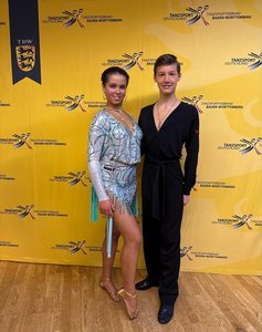 Lara und Johannes bewähren sich in der B-Klasse Latein
