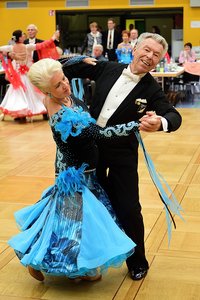 Bild 1 Tanzpaar Heinz und Margret Cierpka TC Schwarz Weiss Reutlingen e.V. Bild privat
