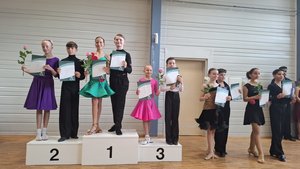 Maya und Roman, 2. Platz Jun I C Latein