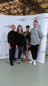 Alexander, Lydia, Marina, Cornelius bei Hessen tanzt