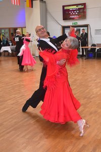 Beate und Gunther auf der Tanzfläche in Darmstadt, Fotograf: Klaus Butenschön