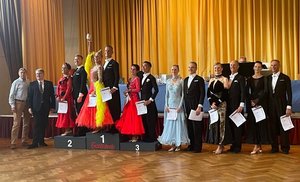 Stefan und Petra auf dem 4. Platz in Enzklösterle