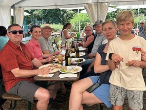 Beim Mittagessen