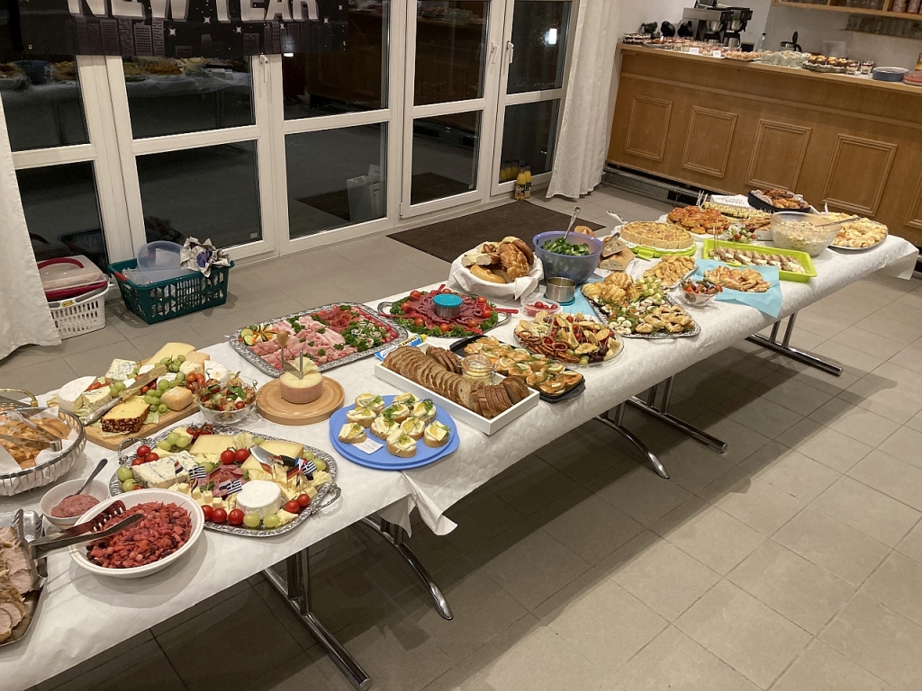 Buffet rechte Hälfte