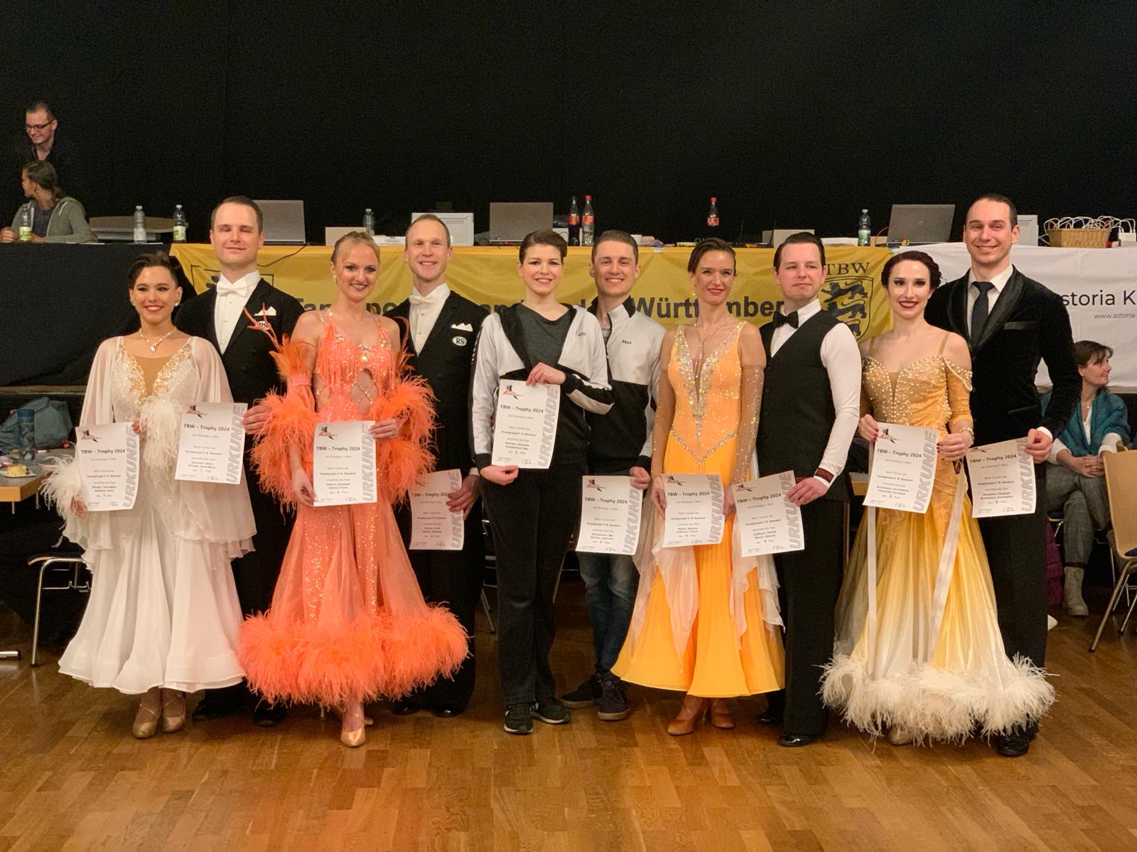 Jeanette und Max bei der Siegerehrung Standard, 3. Platz